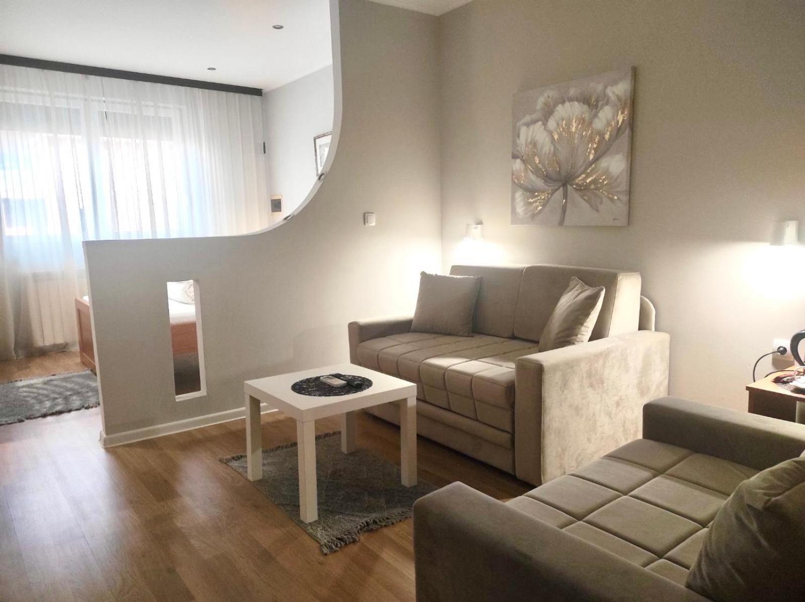 Apartments & Accommodation Stojic Novi Sad Exterior foto
